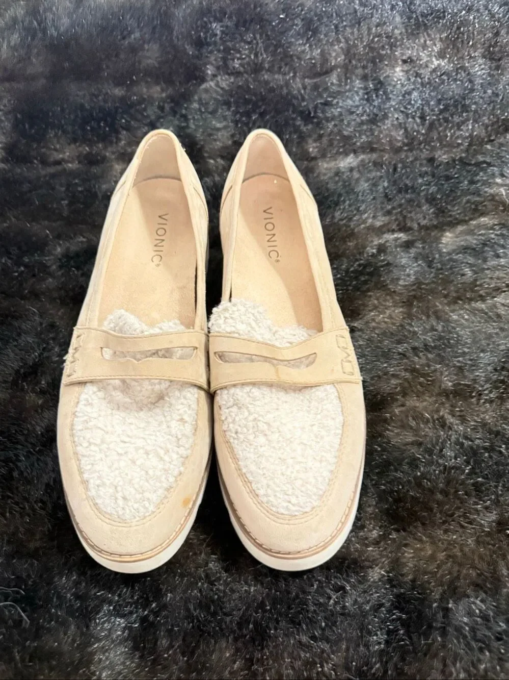 Vionic Cheryl Faux Fur Womens Size 9 Beige Casual Slip-On Loafer Flats Shoes